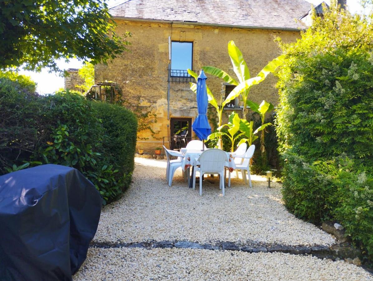 La Vieille Ferme: Superbe Complexe De 3 Gites En Pierre Avec Piscine Au Coeur Du Perigord Noir Saint-Genies Экстерьер фото